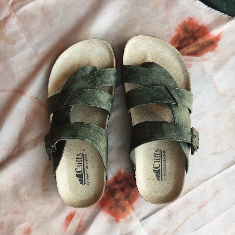 OLIVE GREEN SANDALS